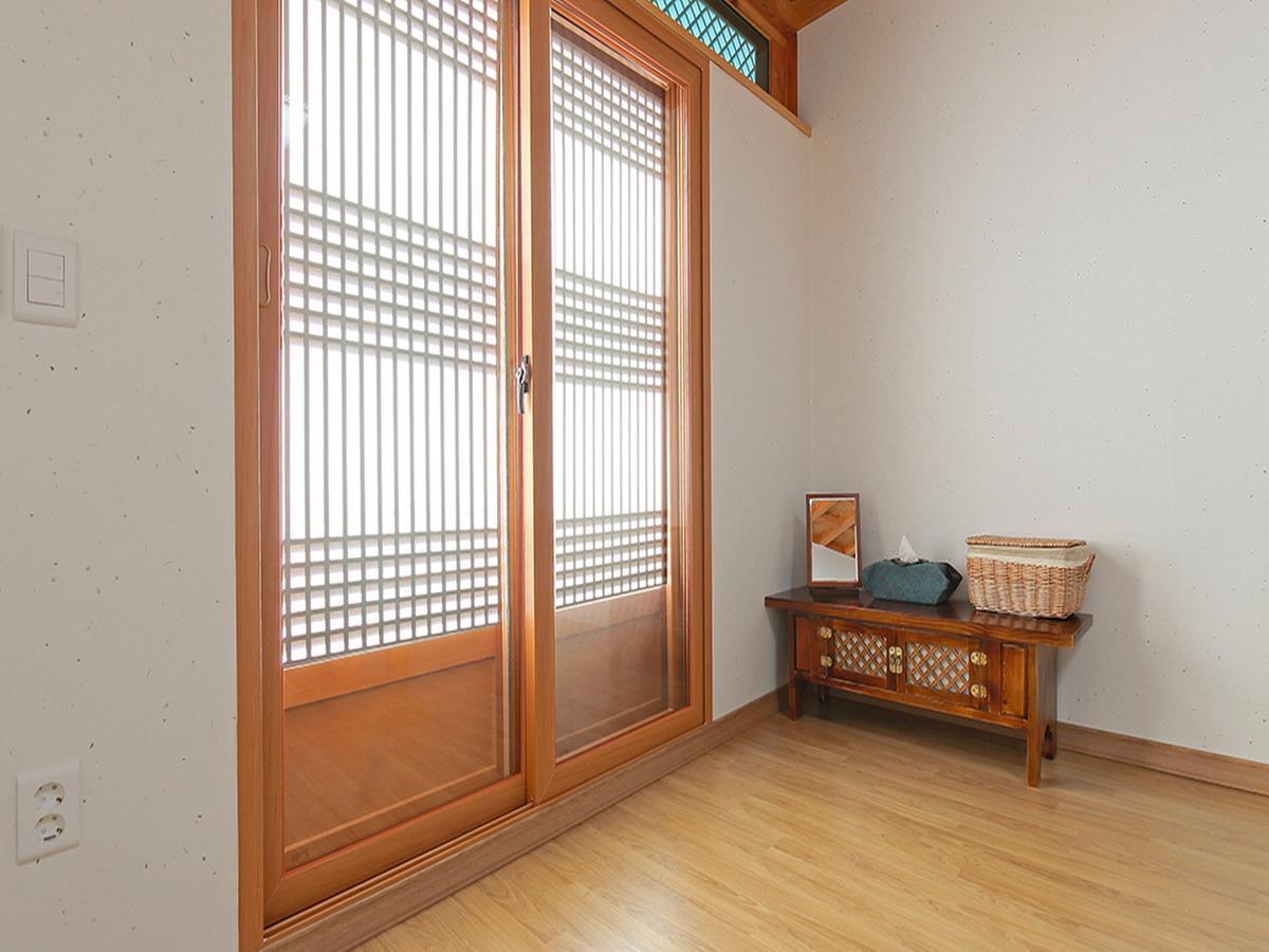 Cheonggong Hanok Stay Кьонджу Екстер'єр фото
