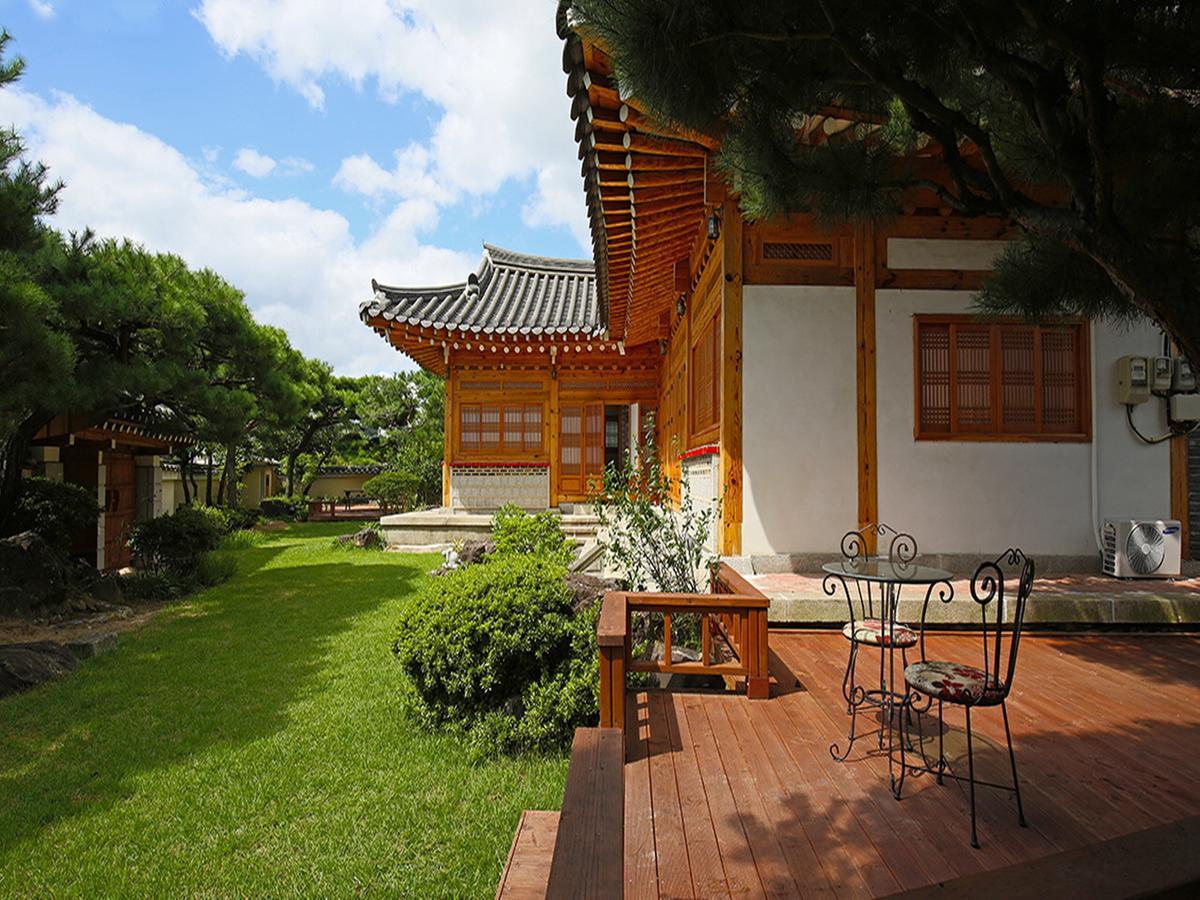 Cheonggong Hanok Stay Кьонджу Екстер'єр фото